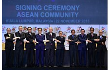 Lãnh đạo các nước ASEAN ký tuyên bố thành lập cộng đồng chung