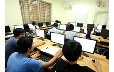 Tổ chức ôn tập, thi cấp chứng chỉ Ngoại ngữ và chứng chỉ Ứng dụng Công nghệ thông tin cơ bản cho cán bộ, giáo viên trên địa bàn tỉnh Nghệ An