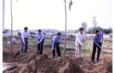 Tết Trồng cây kỷ niệm 60 năm Bác Hồ phát động tết trồng cây và chào mừng kỷ niệm 60 năm thành lập Trường Đại học Vinh